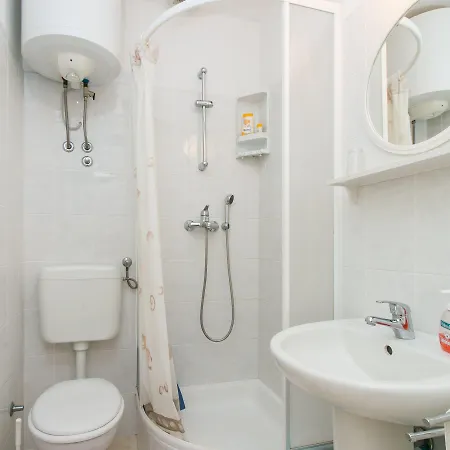 Pensión Bridge View