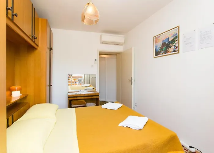 Bridge View 招待所